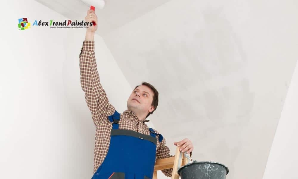 When selling a house, what is the best color to paint walls